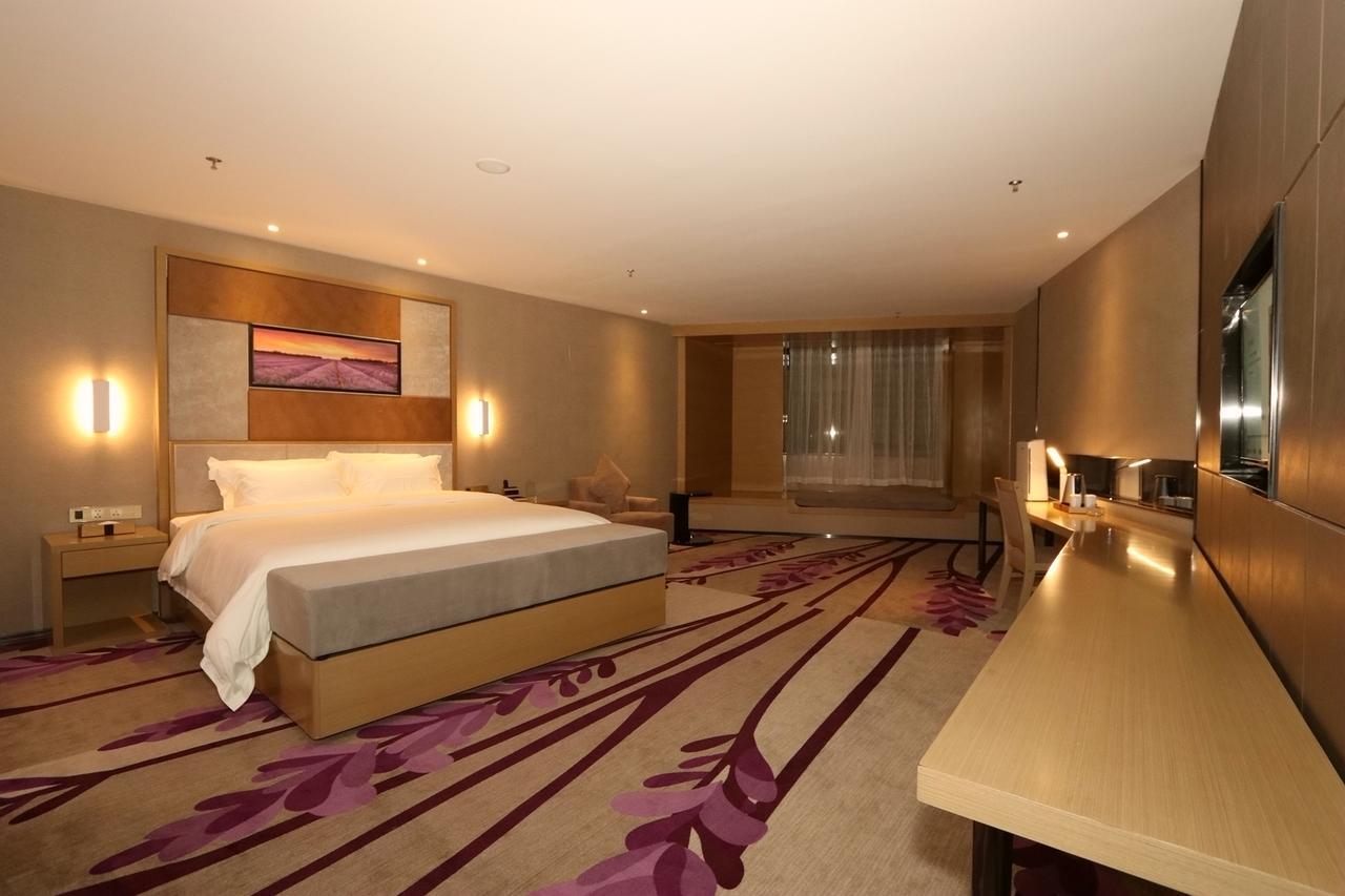 Lavande Hotel Foshan Yiwu Commodities City Екстериор снимка