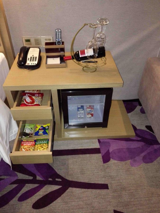 Lavande Hotel Foshan Yiwu Commodities City Екстериор снимка