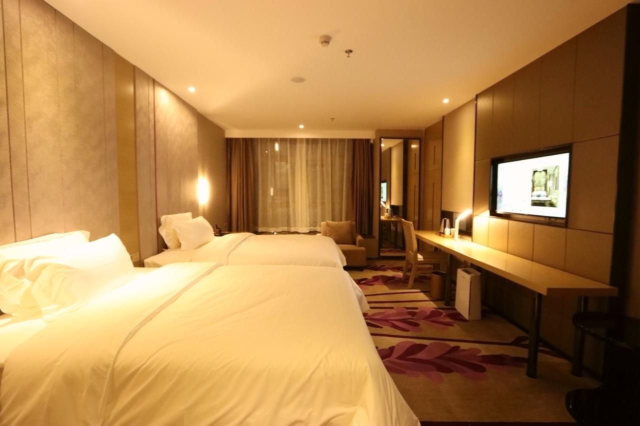 Lavande Hotel Foshan Yiwu Commodities City Екстериор снимка
