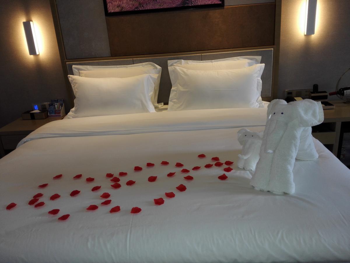 Lavande Hotel Foshan Yiwu Commodities City Екстериор снимка