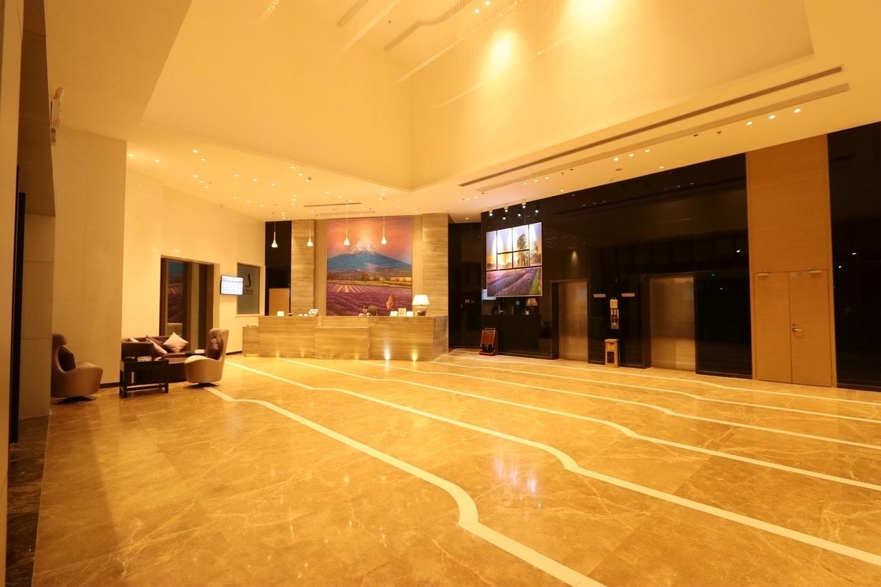 Lavande Hotel Foshan Yiwu Commodities City Екстериор снимка