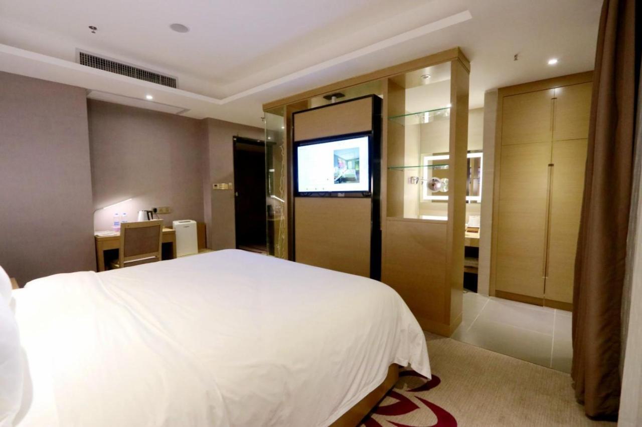 Lavande Hotel Foshan Yiwu Commodities City Екстериор снимка