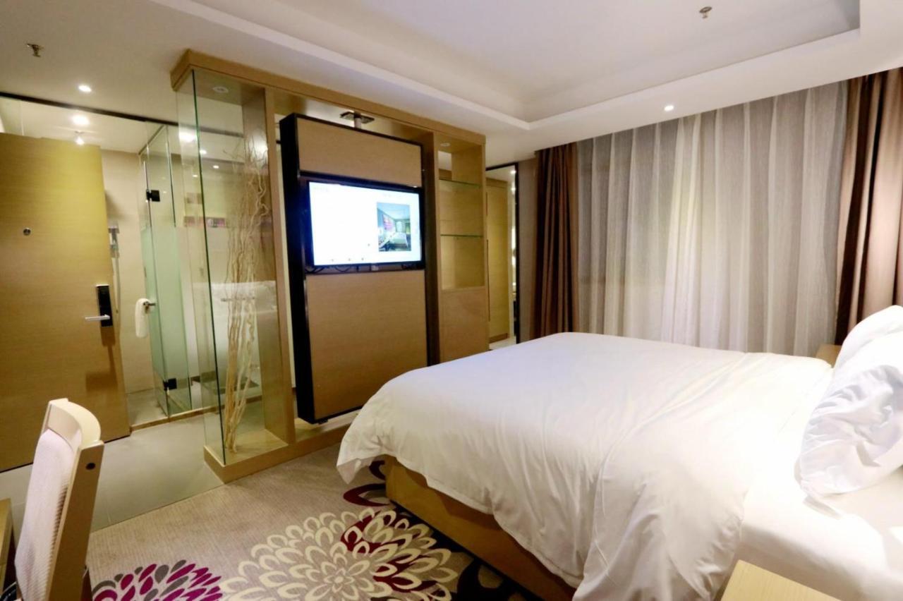 Lavande Hotel Foshan Yiwu Commodities City Екстериор снимка